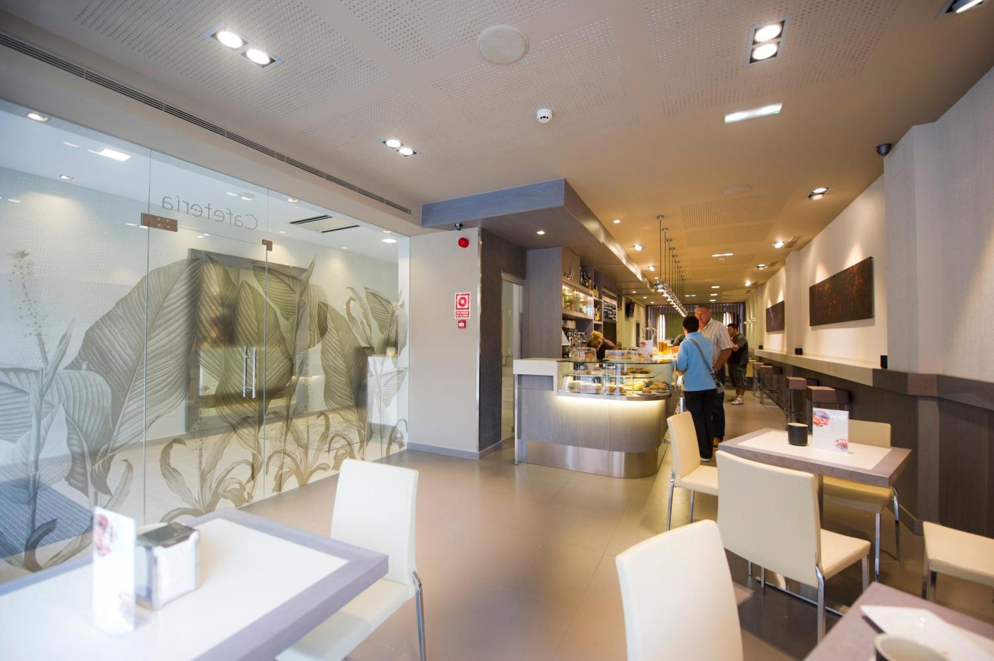 לנגראו Hotel San Pedro מראה חיצוני תמונה